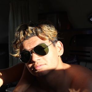 Meet your Posher, Jaime